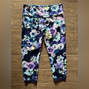 Old Navy Active Floral Leggings XL Cropped Blue Purple Yoga Workout Pants